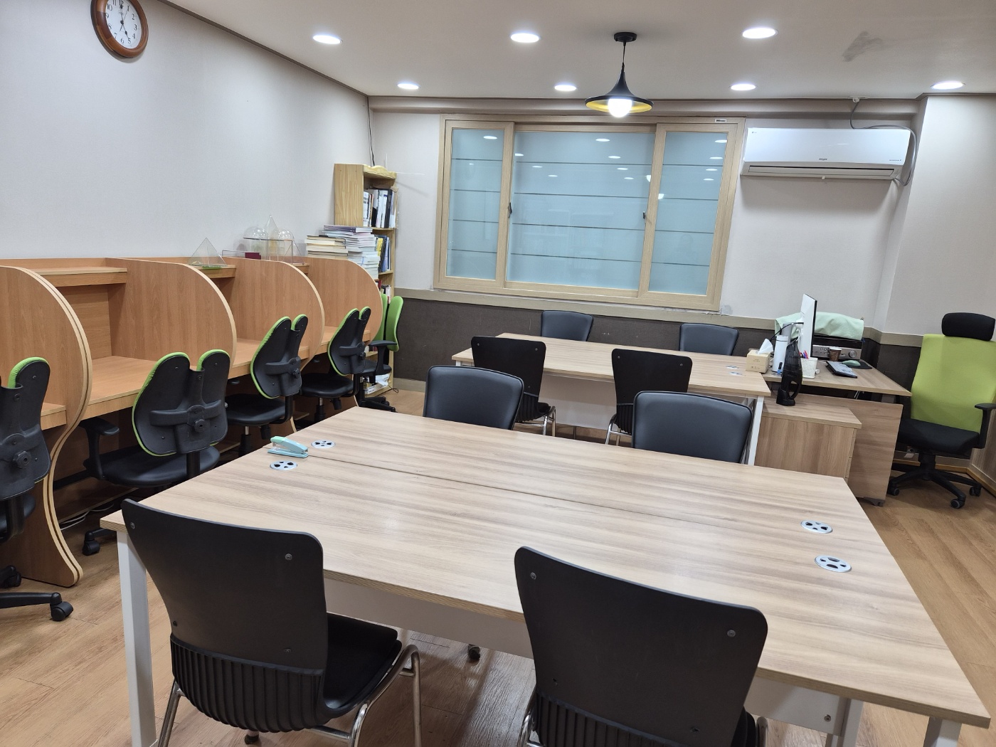 B강의실 자습공간